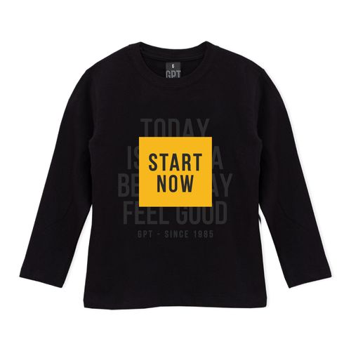 Remera con estampa "start now"