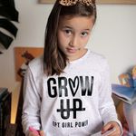 Remera butoné con estampa "grow up"